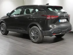 Svart Begagnad 2021 Nissan Qashqai Acenta SUV | 239 900 kr (Marknadspris)