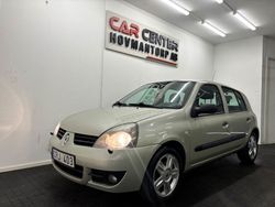 Ljusgrön Begagnad 2007 Renault Clio R.S. Halvkombi | 34 900 kr (Marknadspris)