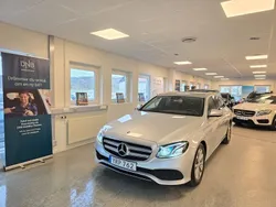 Mercedes E220