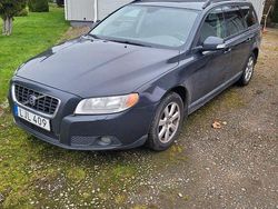 Grå Begagnad 2009 Volvo V70 Kinetic Kombi | 36 000 kr (Bra pris)