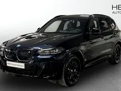 Svart Begagnad 2024 BMW iX3 Shadowline SUV | 549 700 kr