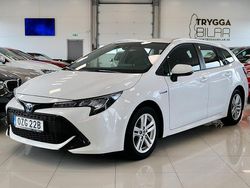 Vit Begagnad 2020 Toyota Corolla Kombi | 239 000 kr (Bra pris)