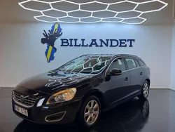 Svart Begagnad 2011 Volvo V60 Momentum Kombi | 59 900 kr (Marknadspris)