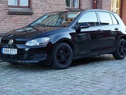 Svart Begagnad 2017 VW Golf VII Halvkombi | 98 000 kr (Bra pris)
