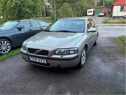 Brun Begagnad 2002 Volvo S60 Business Edition Sedan | 20 000 kr (Lite dyr)