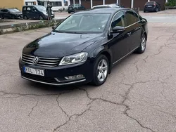 Svart Begagnad 2011 VW Passat Sedan | 65 000 kr (Lite dyr)