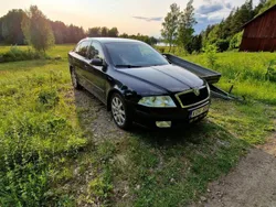 Svart Begagnad 2006 Skoda Octavia Halvkombi | 8 000 kr (Superpris)