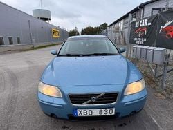Blå Begagnad 2006 Volvo S60 Business Edition Sedan | 24 500 kr (Marknadspris)