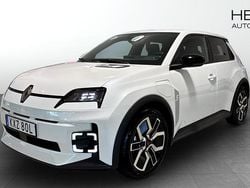 Vit (white) Begagnad 2025 Renault R5 Techno Halvkombi | 359 900 kr (Marknadspris)