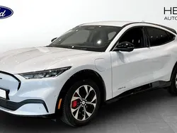 Vit (grey) Begagnad 2022 Ford Mustang Mach-E Standard Range SUV | 384 900 kr (Marknadspris)