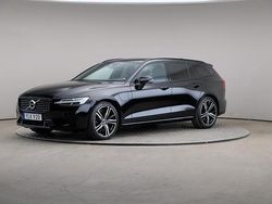 Svart Begagnad 2021 Volvo V60 R-Design Kombi | 339 000 kr (Marknadspris)