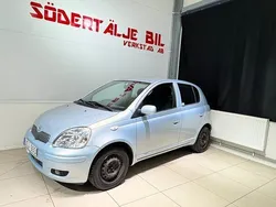 Ljusblå Begagnad 2003 Toyota Yaris Halvkombi | 29 900 kr (Marknadspris)