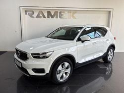 Vit Begagnad 2022 Volvo XC40 Momentum SUV | 299 000 kr (Bra pris)