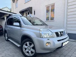 Silver Begagnad 2010 Nissan X-Trail SUV | 89 000 kr (Dyr)