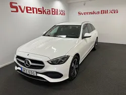 Vit Begagnad 2022 Mercedes C300e Avantgarde Kombi | 349 000 kr (Bra pris)