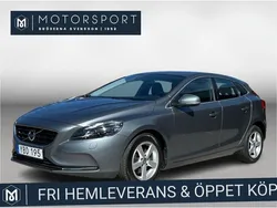 Grå Begagnad 2015 Volvo V40 Momentum Kombi | 144 900 kr (Marknadspris)