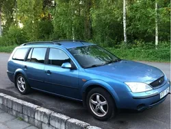 Blå Begagnad 2003 Ford Mondeo Kombi | 10 500 kr (Marknadspris)