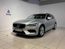Silver Begagnad 2019 Volvo V60 Momentum Kombi | 224 800 kr (Bra pris)