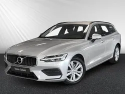 Silver Begagnad 2021 Volvo V60 Pro Kombi | 299 900 kr (Marknadspris)