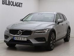 Grå Begagnad 2024 Volvo V60 CC Plus Kombi | 434 800 kr (Bra pris)