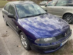 Blå Begagnad 2003 Mitsubishi Carisma Halvkombi | 15 200 kr (Marknadspris)