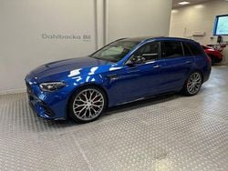 Blå Begagnad 2024 Mercedes C63 S E Performance AMG Kombi | 899 000 kr