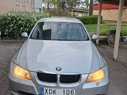 Grå Begagnad 2006 BMW 318 Advantage Sedan | 38 000 kr (Marknadspris)