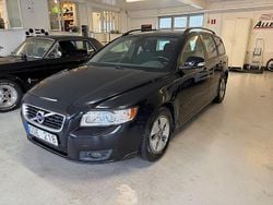 Svart Begagnad 2010 Volvo V50 Momentum Kombi | 59 900 kr (Marknadspris)