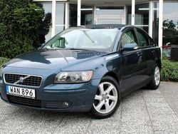 Blå Begagnad 2005 Volvo S40 Kinetic Sedan | 44 900 kr (Marknadspris)