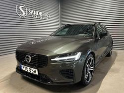 Mörkgrå Begagnad 2021 Volvo V60 R-Design Kombi | 364 500 kr (Marknadspris)