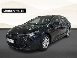 Svart Begagnad 2023 Toyota Corolla Kombi | 267 000 kr (Bra pris)
