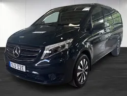 Mörkgrön (grön) Begagnad 2021 Mercedes Vito Minibuss | 399 000 kr (Marknadspris)