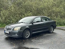 Grön Begagnad 2006 Toyota Avensis Sedan | 42 000 kr (Marknadspris)