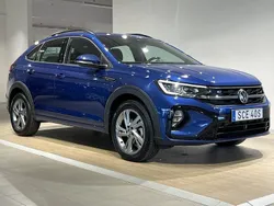 Blå (reef blue metallic) Begagnad 2023 VW Taigo R-line SUV | 229 000 kr (Marknadspris)