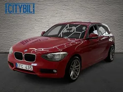 Röd Begagnad 2012 BMW 118 Comfort Edition Halvkombi | 81 900 kr (Marknadspris)