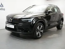 Svart Begagnad 2022 Volvo XC40 Core SUV | 369 900 kr