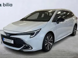 Grå Begagnad 2025 Toyota Corolla Style Kombi | 369 900 kr (Dyr)