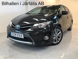 Svart Begagnad 2014 Toyota Auris Touring Sports Edition Kombi | 114 900 kr (Marknadspris)