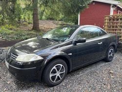 Svart Begagnad 2005 Renault Mégane Cabriolet Cab | 27 500 kr (Bra pris)