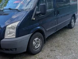 Blå Begagnad 2013 Ford Transit Trend Kombi | 99 900 kr (Superpris)