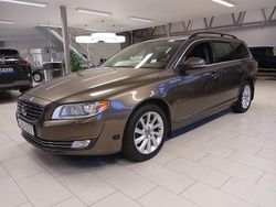 Brun Begagnad 2013 Volvo V70 Momentum Kombi | 135 000 kr (Dyr)