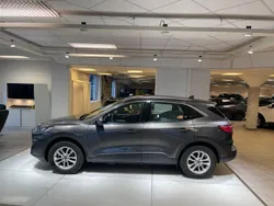 Grå Begagnad 2021 Ford Kuga SUV | 239 900 kr (Marknadspris)