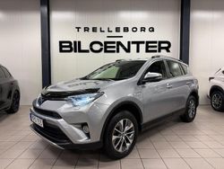 Silver Begagnad 2016 Toyota RAV4 Hybrid Active SUV | 219 900 kr (Marknadspris)