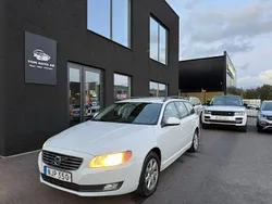 Vit Begagnad 2013 Volvo V70 Kinetic Kombi | 69 000 kr (Lite dyr)