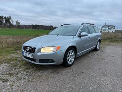 Silver Begagnad 2011 Volvo V70 Momentum Kombi | 55 000 kr (Bra pris)