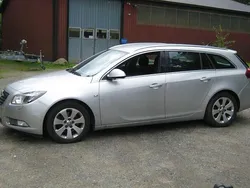 Grå Begagnad 2012 Opel Insignia Edition Kombi | 55 900 kr (Marknadspris)