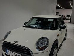 Vit Begagnad 2016 Mini ONE Pepper Halvkombi | 95 000 kr (Marknadspris)
