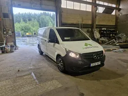 Vit Begagnad 2018 Mercedes Vito Minibuss | 132 000 kr