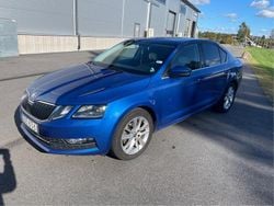 Blå Begagnad 2018 Skoda Octavia Style Halvkombi | 97 900 kr (Superpris)