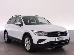 Vit Begagnad 2022 VW Tiguan SUV | 279 000 kr (Bra pris)